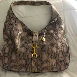 GILI HOBO BAG